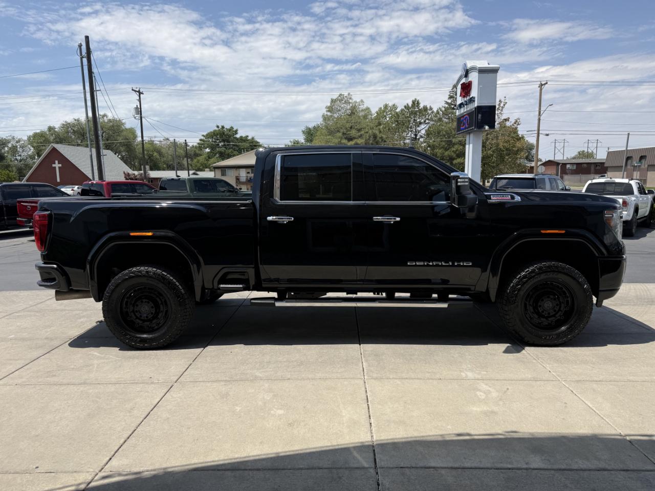 GMC Sierra 3500HD 4WD Crew Cab 159" Denali 2020