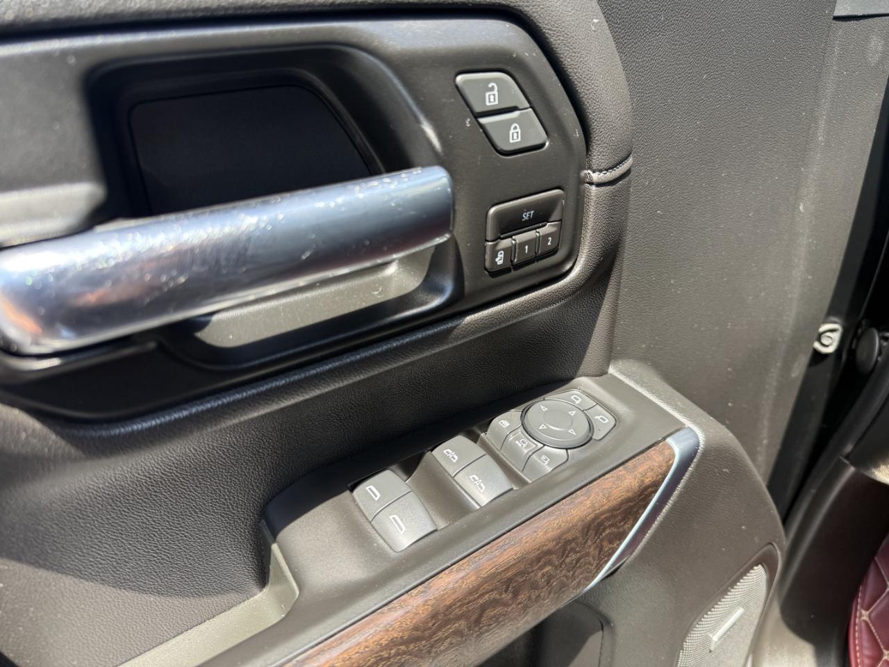 GMC Sierra 3500HD 4WD Crew Cab 159" Denali 2020