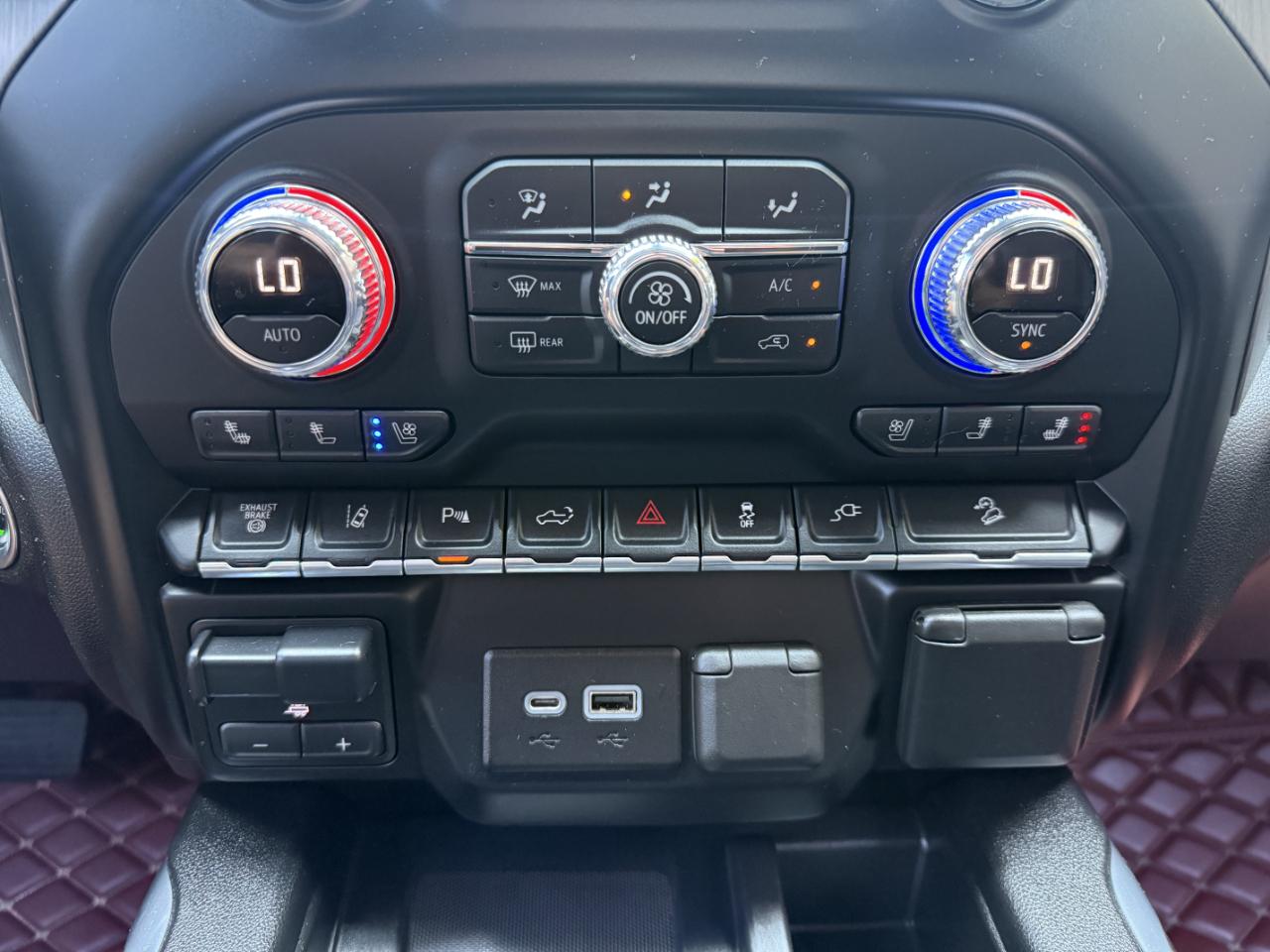 GMC Sierra 3500HD 4WD Crew Cab 159" Denali 2020