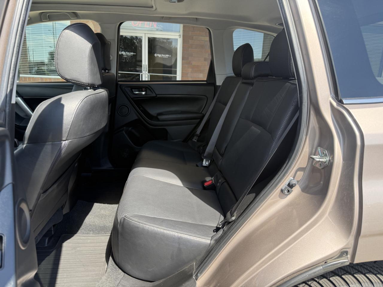 Subaru Forester 4dr Auto 2.5i Touring PZEV 2014