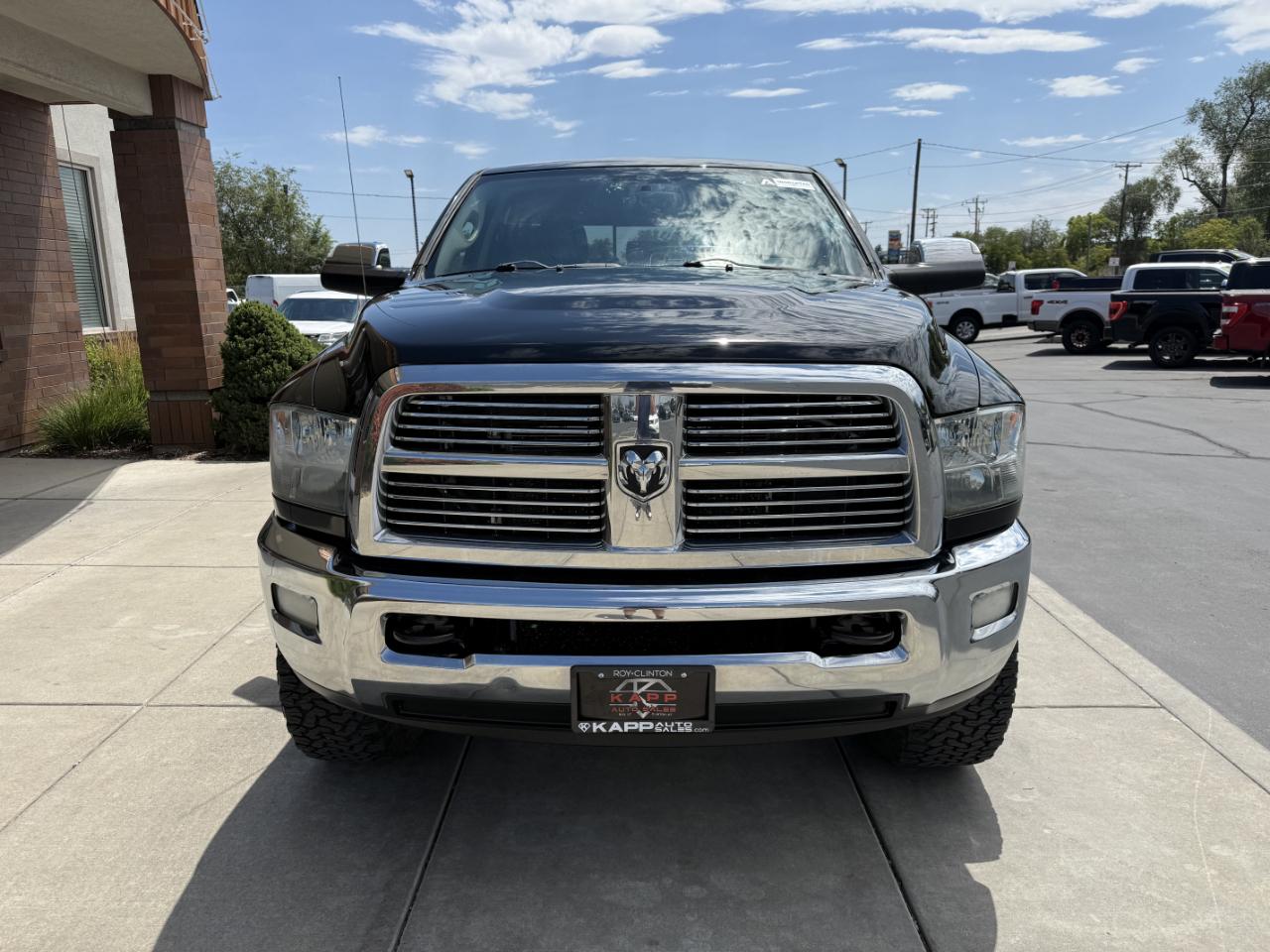 RAM 3500 4WD Mega Cab 160.5" Laramie 2012