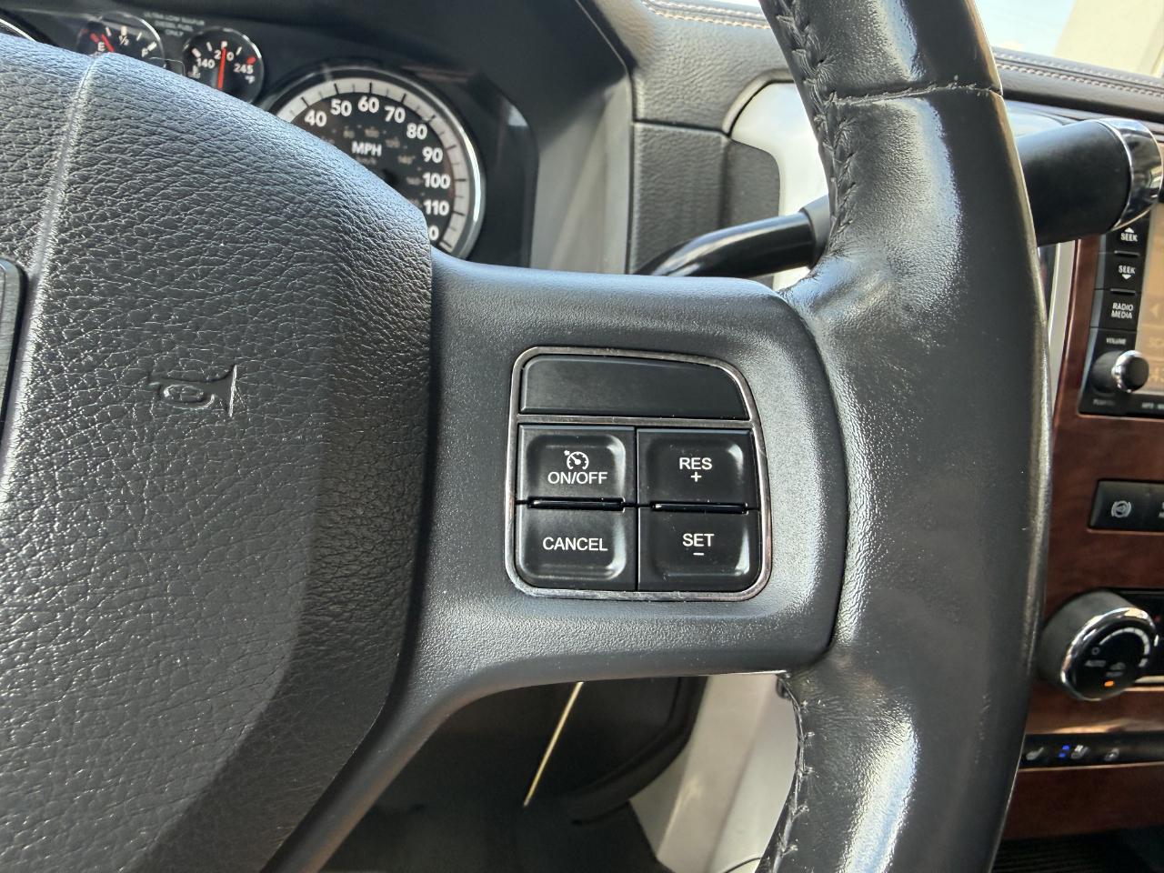 RAM 3500 4WD Mega Cab 160.5" Laramie 2012