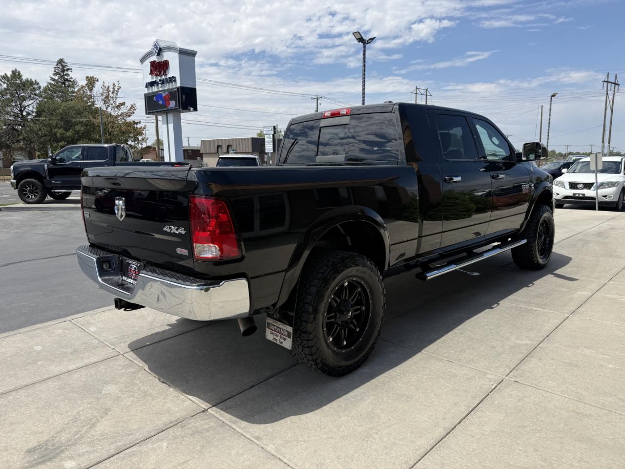 RAM 3500 4WD Mega Cab 160.5" Laramie 2012