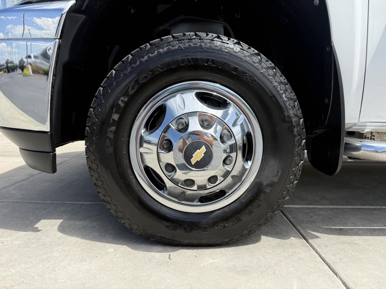 Chevrolet Silverado 3500HD 4WD Crew Cab 167.7" DRW LTZ 2011