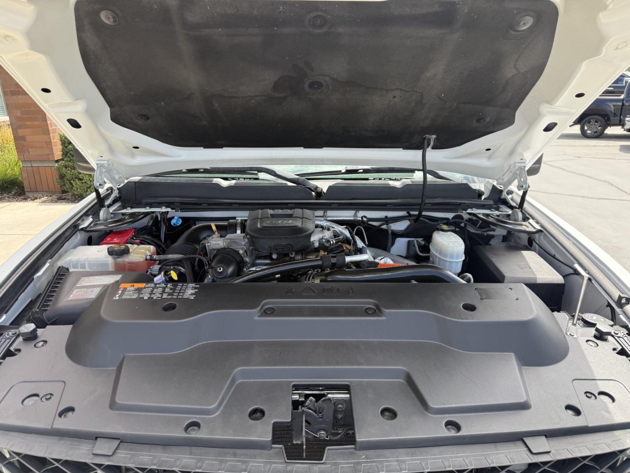Chevrolet Silverado 3500HD 4WD Crew Cab 167.7" DRW LTZ 2011