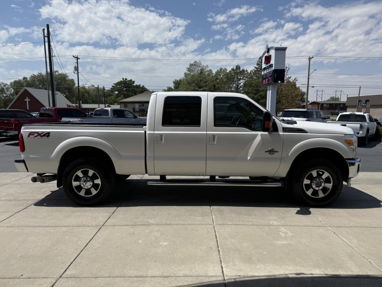 Ford Super Duty F-250 SRW 4WD Crew Cab 156" Lariat 2015