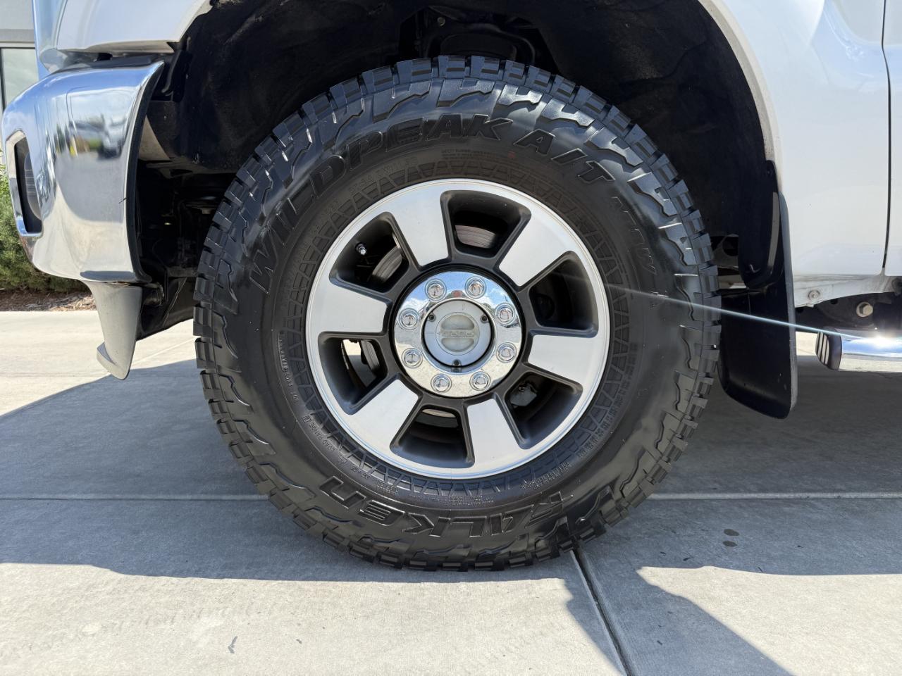 Ford Super Duty F-250 SRW 4WD Crew Cab 156" Lariat 2015