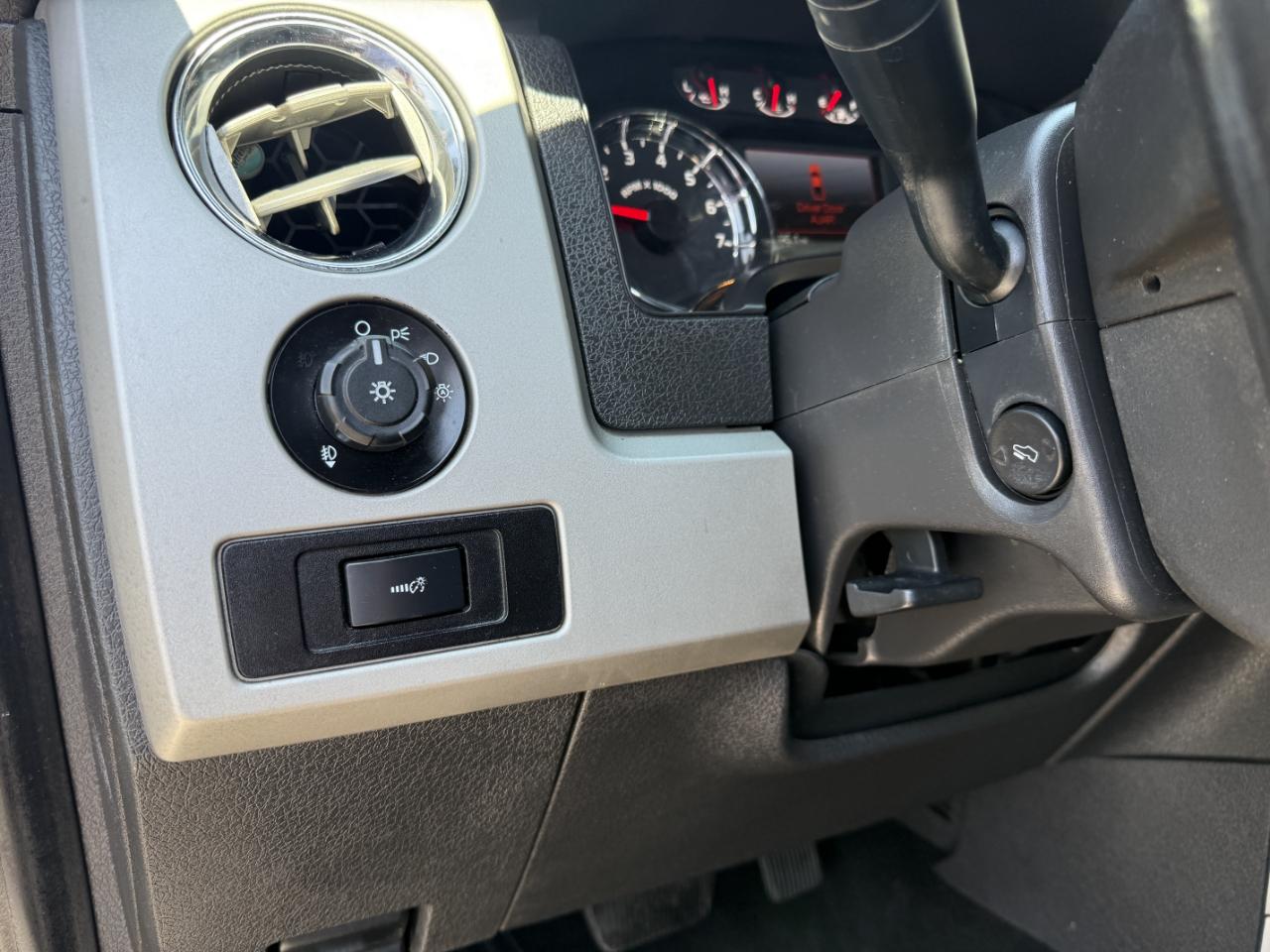 Ford F-150 4WD SuperCrew 145" FX4 2014