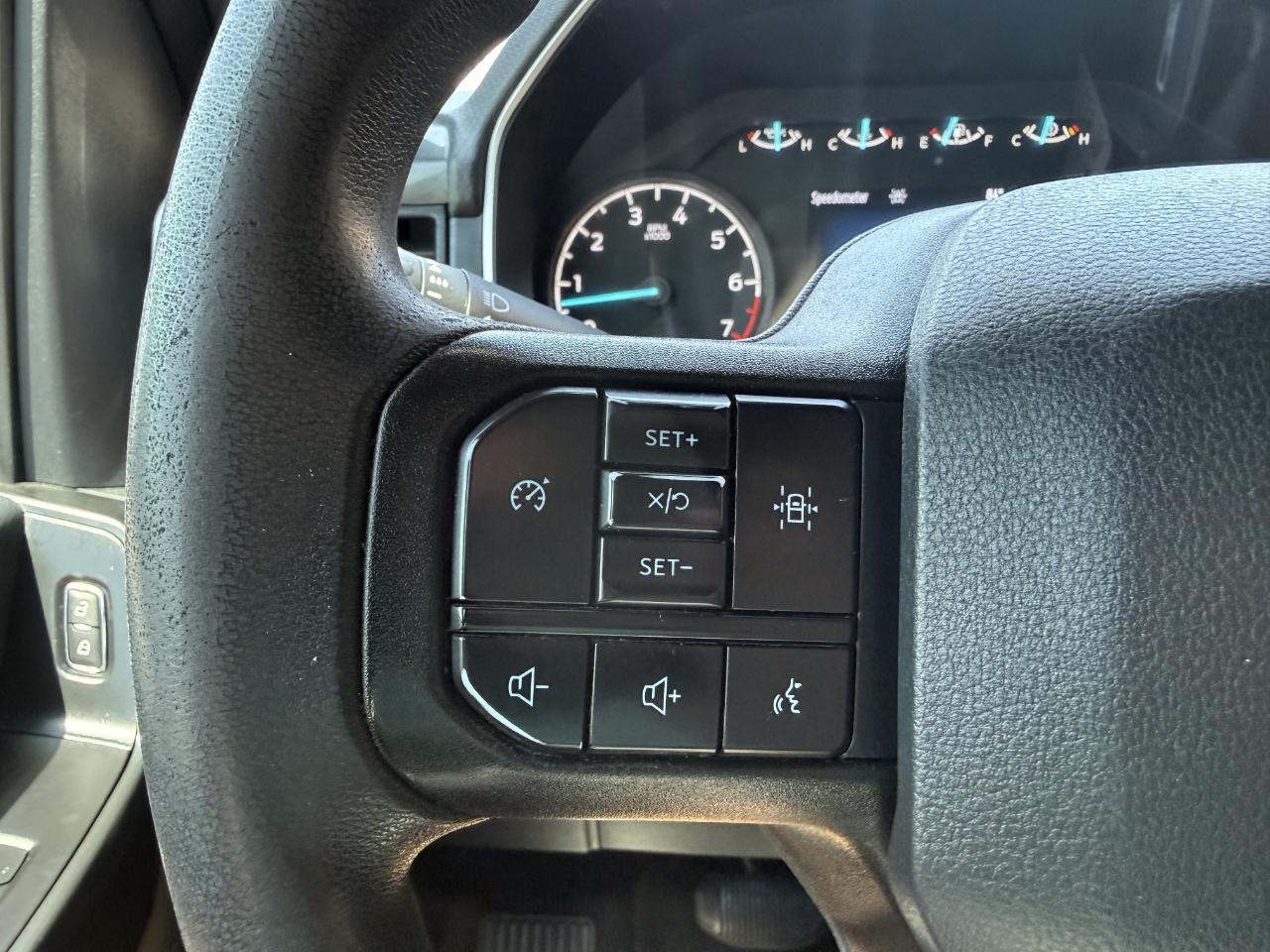 Ford F-150 XL 4WD SuperCrew 5.5' Box 2021