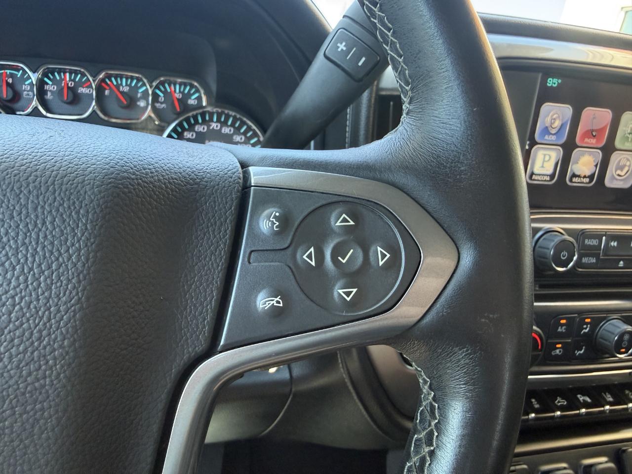 Chevrolet Silverado 2500HD 4WD Crew Cab 153.7" LTZ 2015