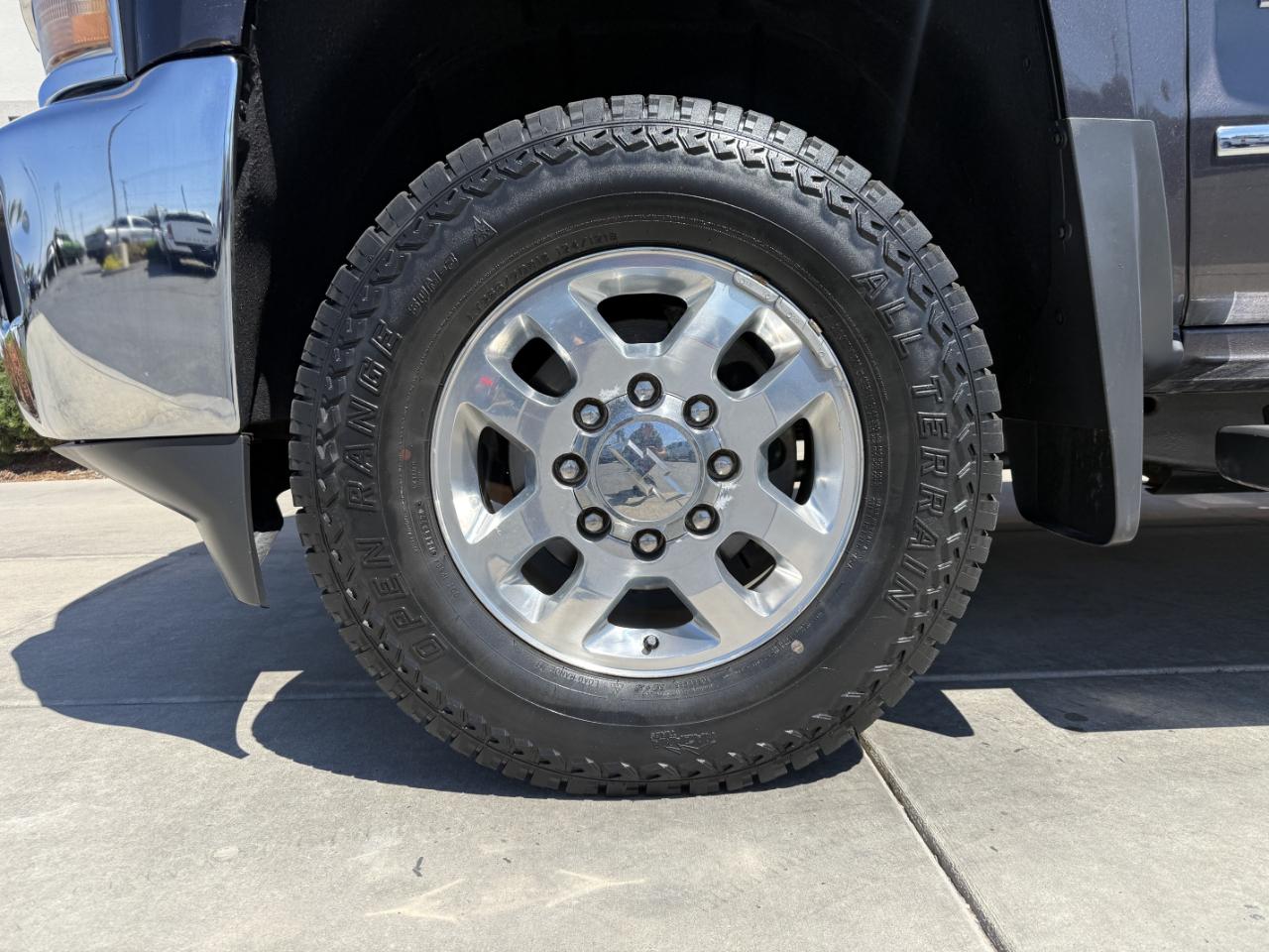 Chevrolet Silverado 2500HD 4WD Crew Cab 153.7" LTZ 2015