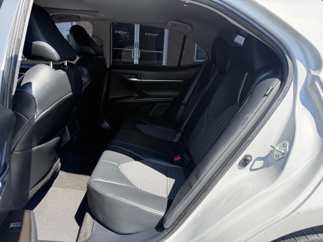 Toyota Camry SE Auto (Natl) 2023