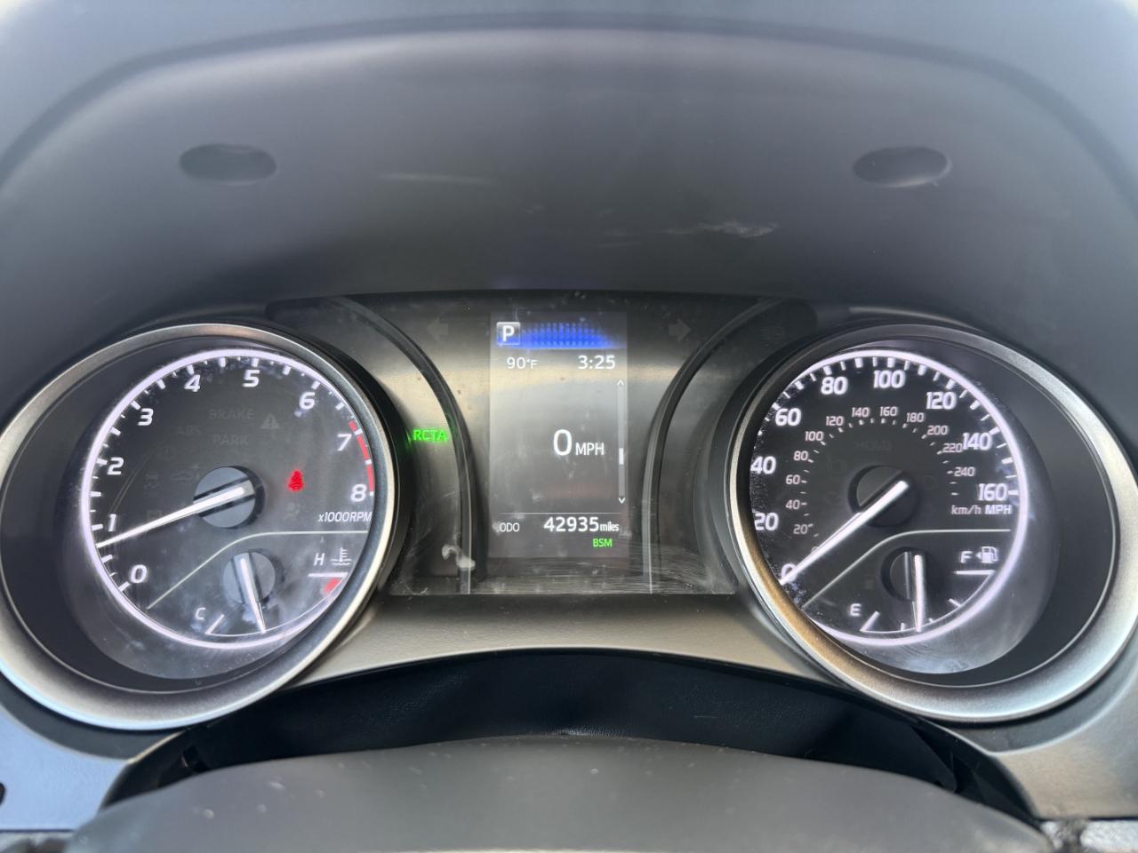 Toyota Camry SE Auto (Natl) 2023