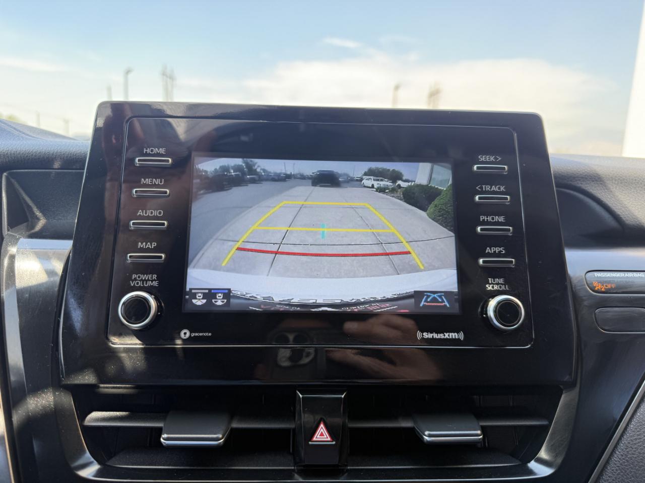 Toyota Camry SE Auto (Natl) 2023