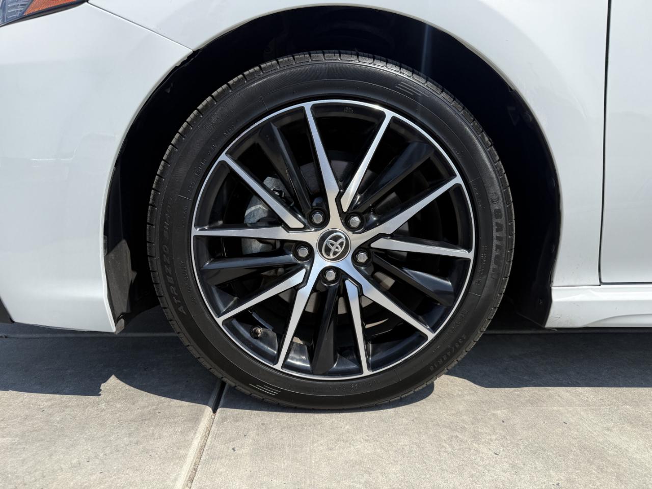Toyota Camry SE Auto (Natl) 2023
