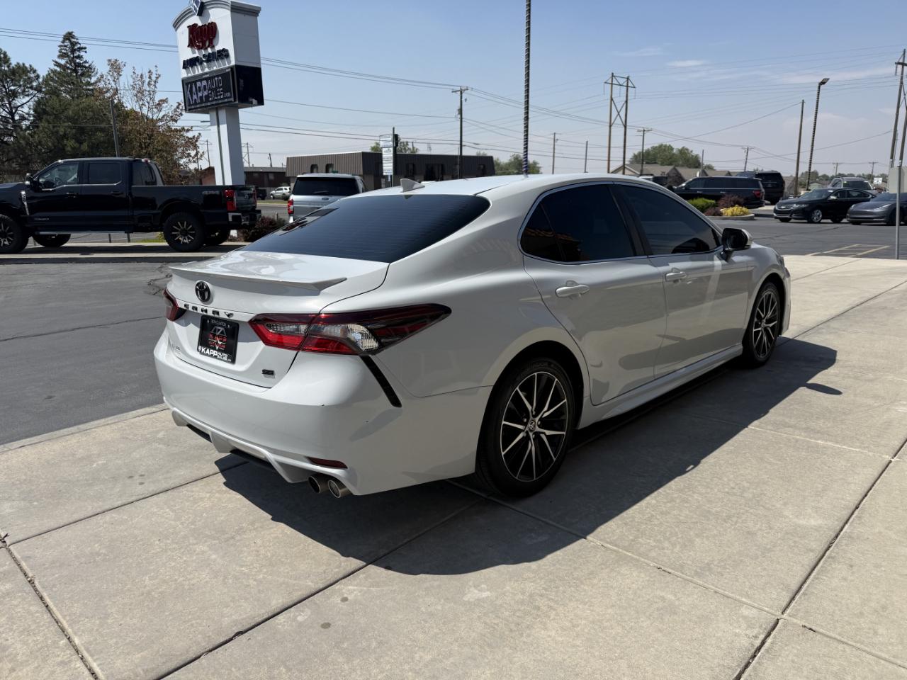 Toyota Camry SE Auto (Natl) 2023