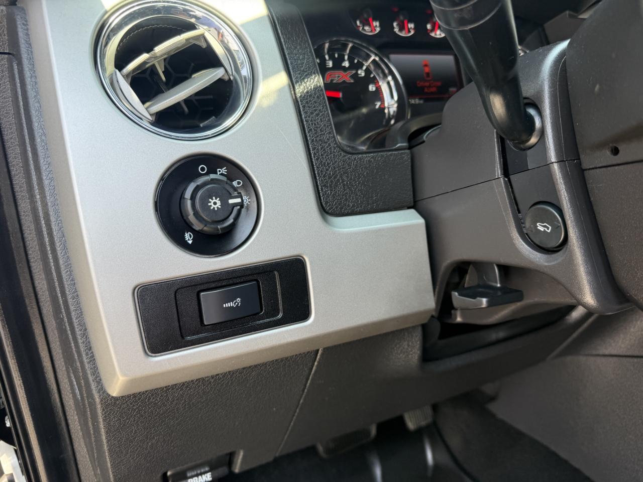 Ford F-150 4WD SuperCrew 145" FX4 2014