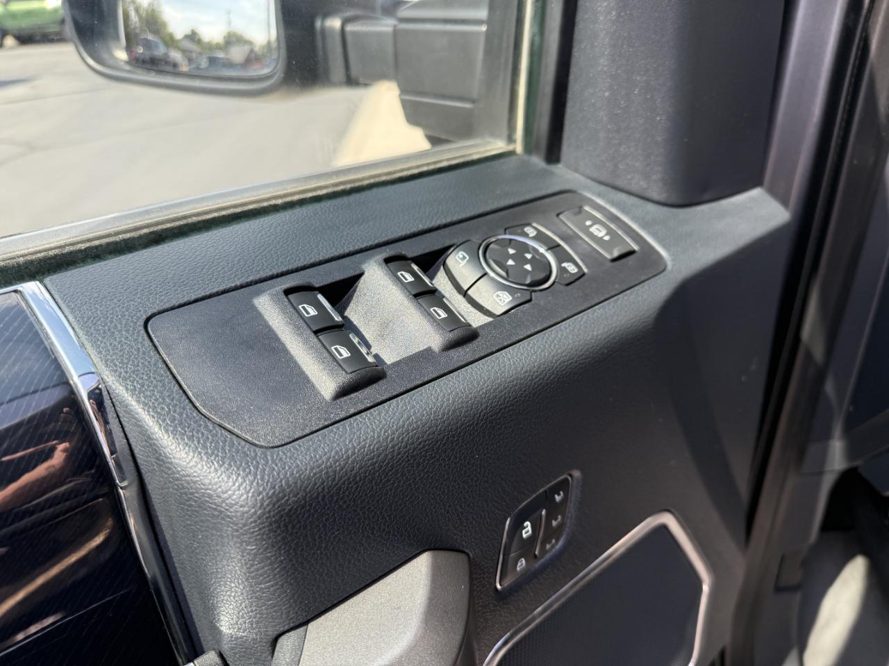 Ford Super Duty F-350 SRW Platinum 4WD Crew Cab 6.75' Box 2022