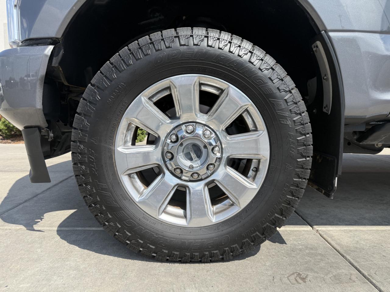 Ford Super Duty F-350 SRW Platinum 4WD Crew Cab 6.75' Box 2022