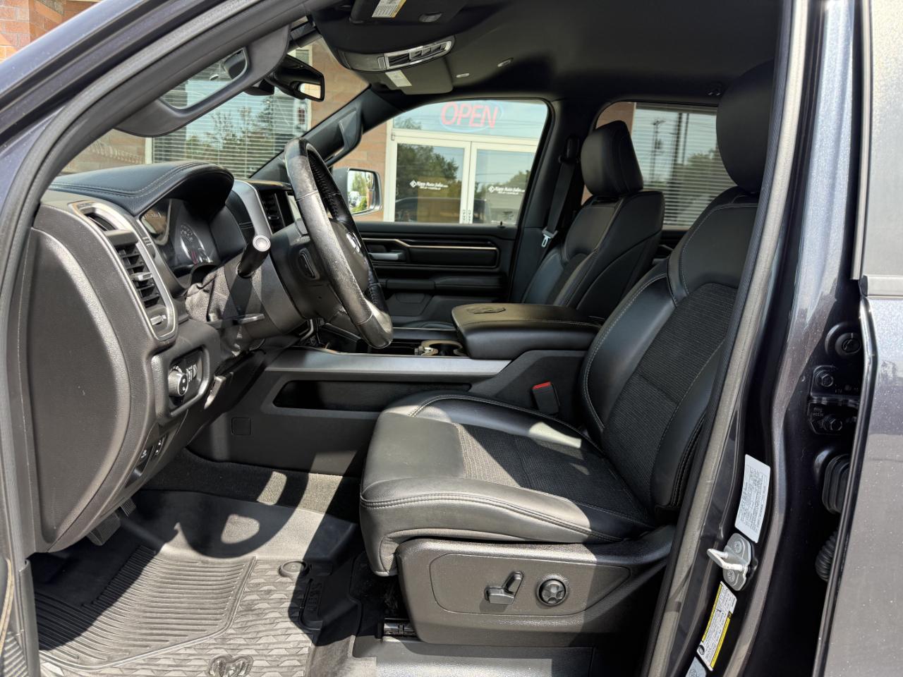 RAM 1500 Sport 4x4 Crew Cab 5'7" Box 2019