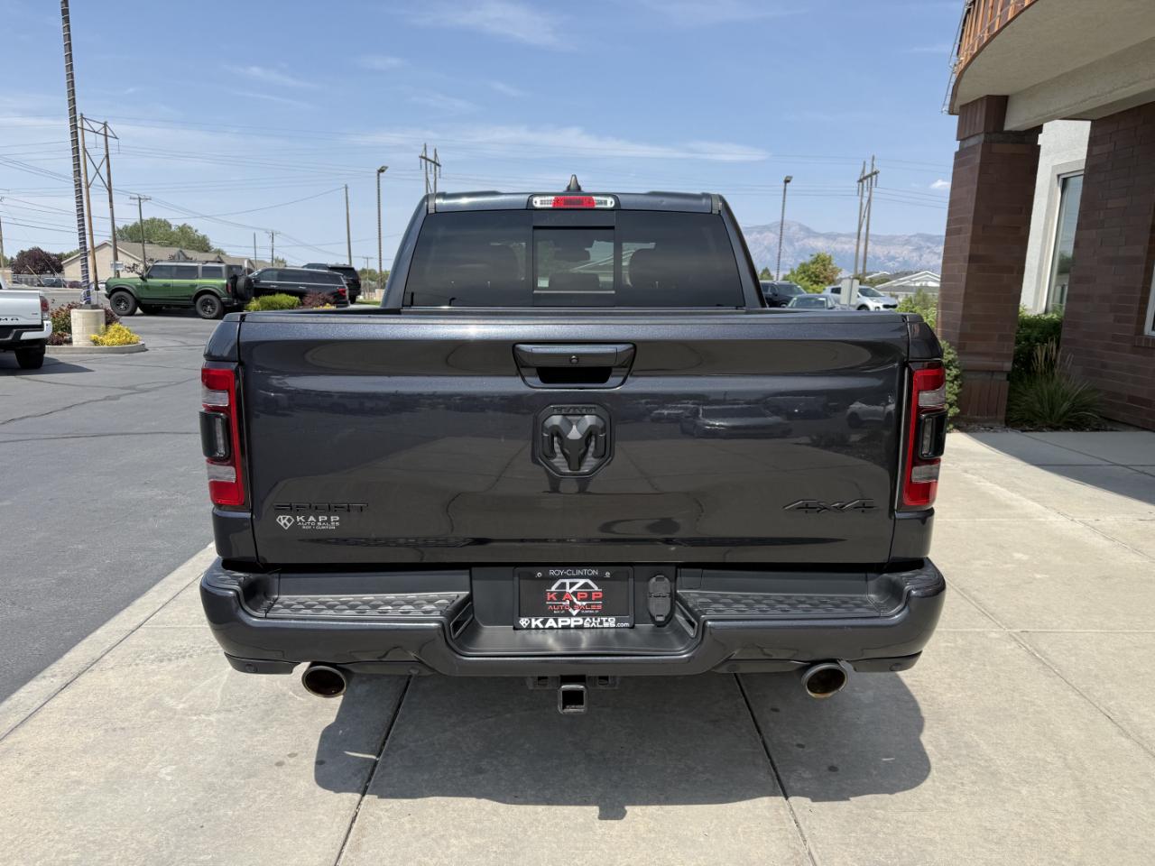 RAM 1500 Sport 4x4 Crew Cab 5'7" Box 2019