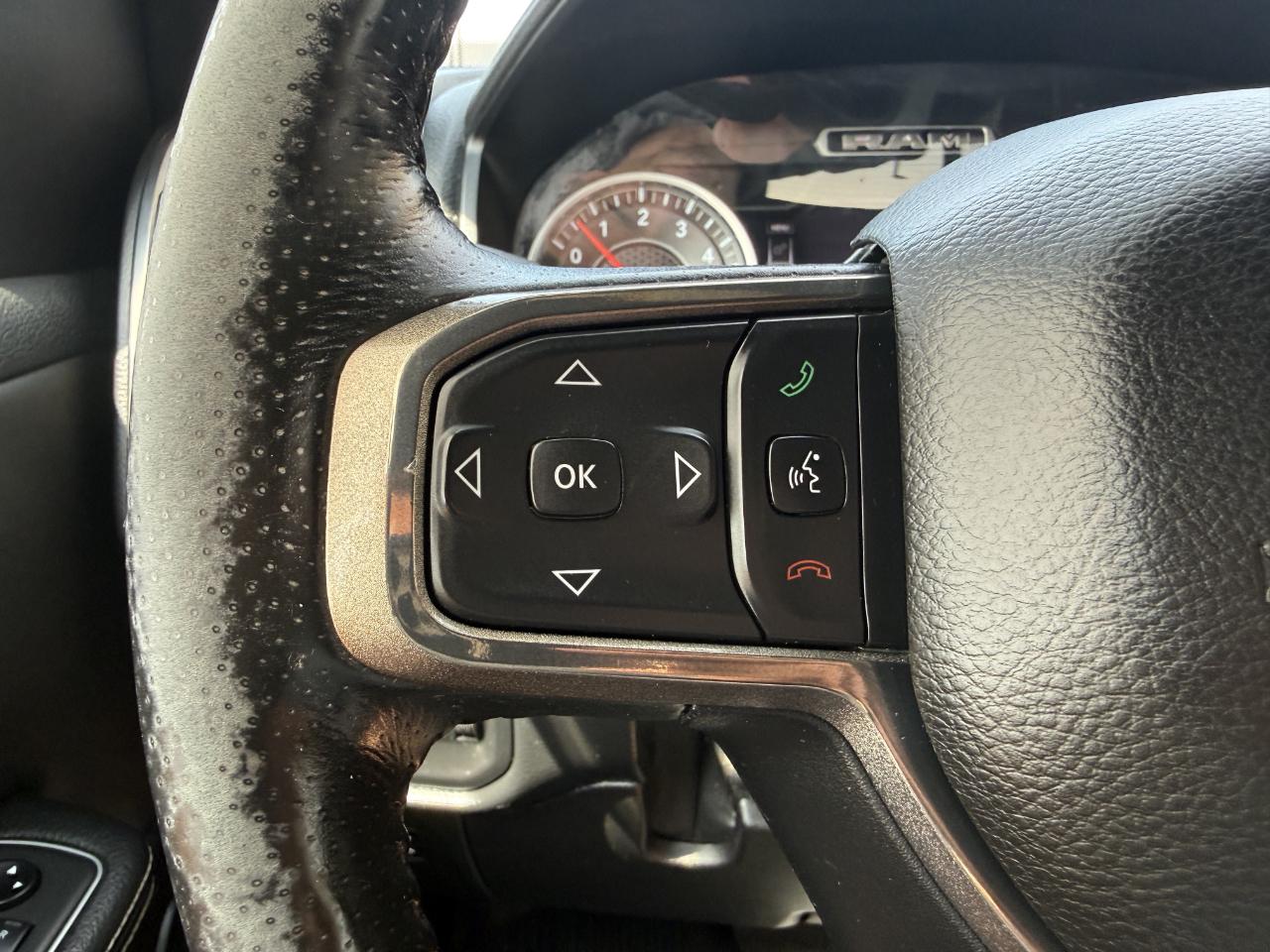 RAM 1500 Sport 4x4 Crew Cab 5'7" Box 2019
