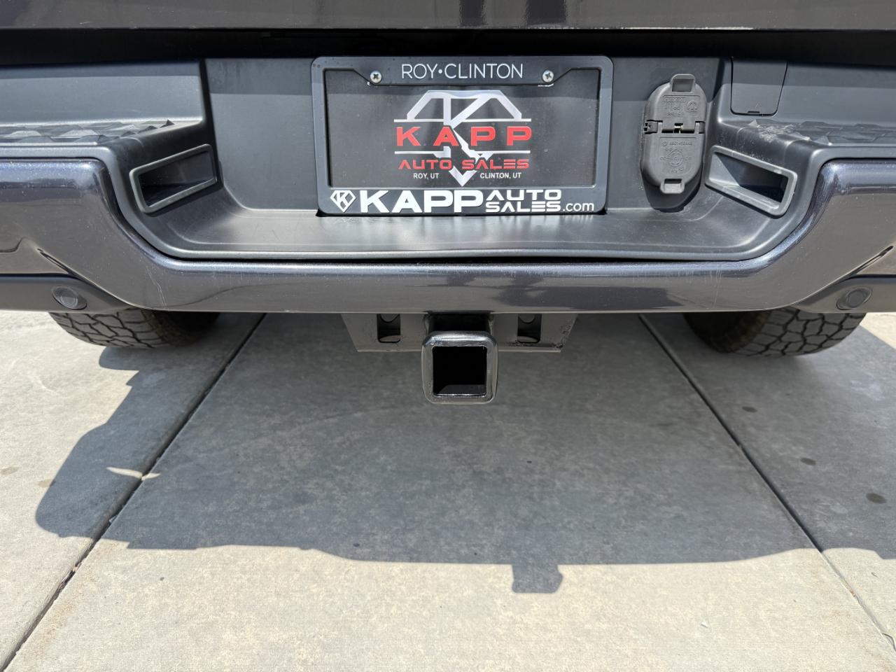 RAM 1500 Sport 4x4 Crew Cab 5'7" Box 2019