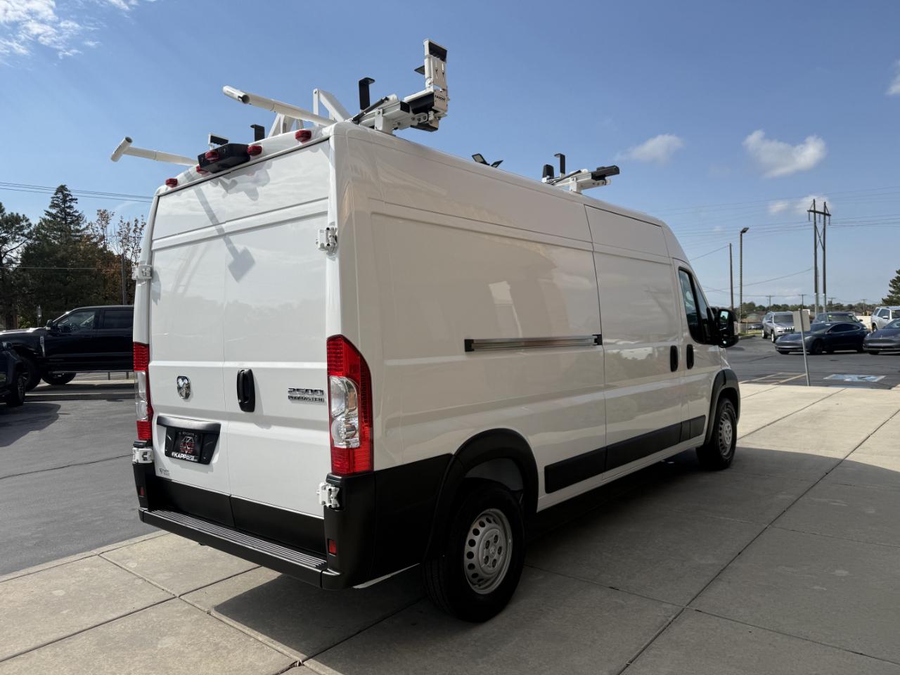 RAM ProMaster Cargo Van Tradesman 2500 High Roof 159" WB w/Pass Seat 2024