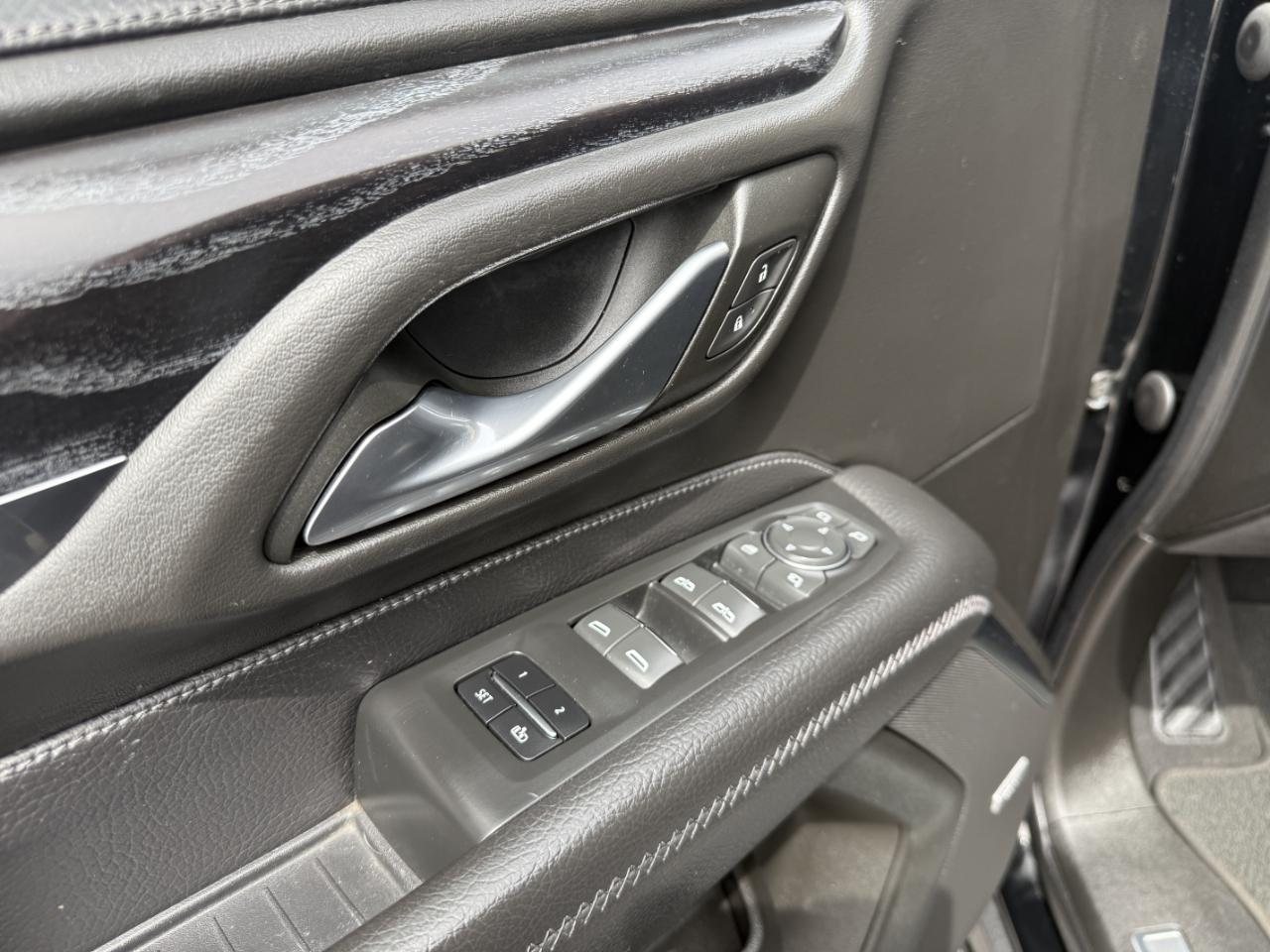 GMC Yukon 4WD 4dr Denali 2023