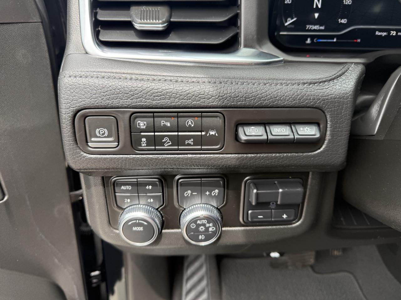 GMC Yukon 4WD 4dr Denali 2023