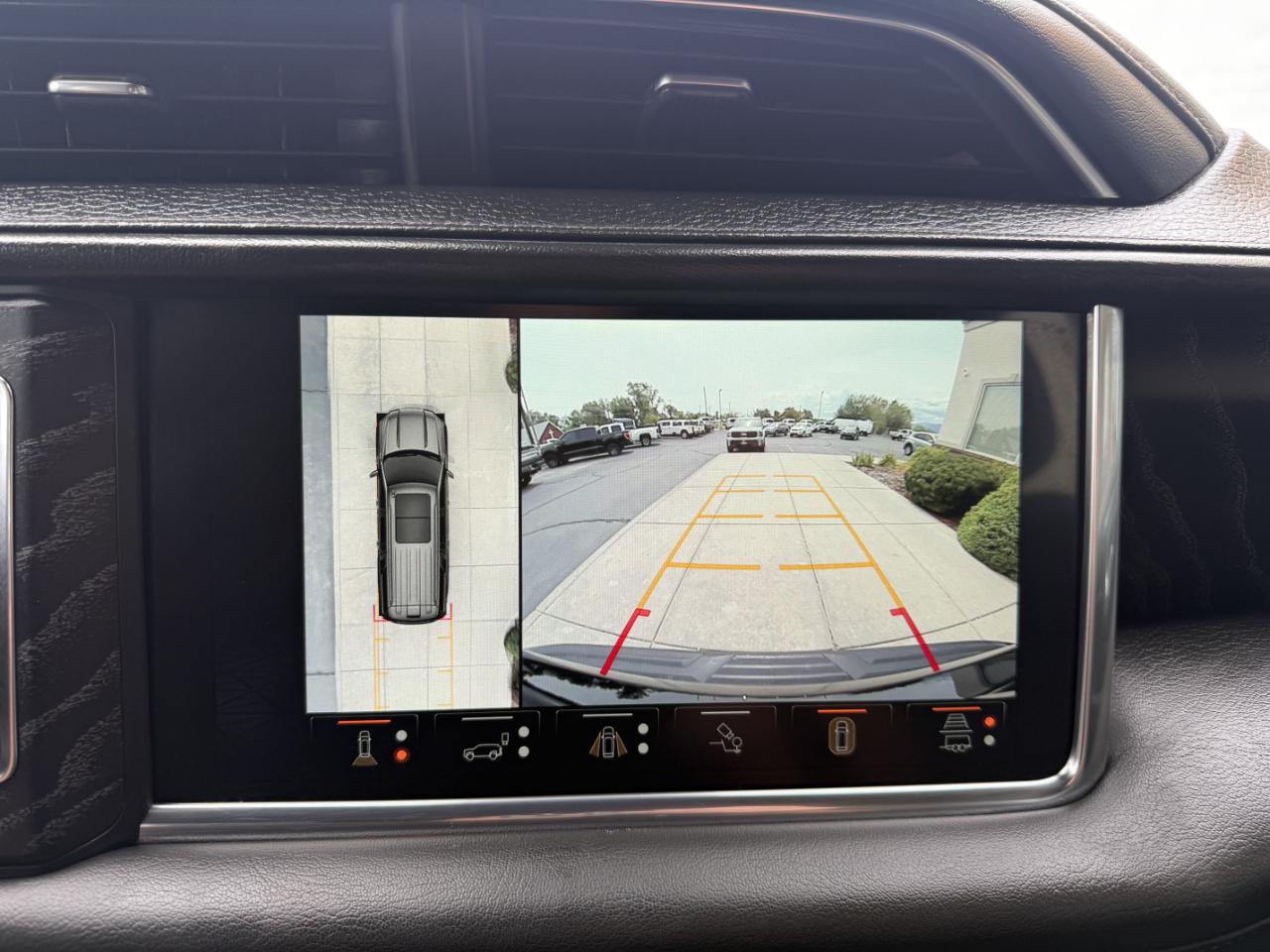 GMC Yukon 4WD 4dr Denali 2023