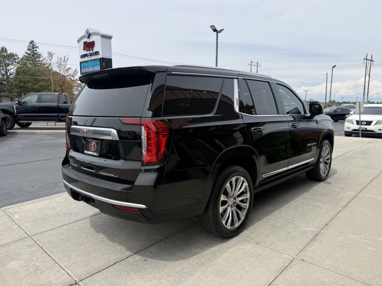 GMC Yukon 4WD 4dr Denali 2023