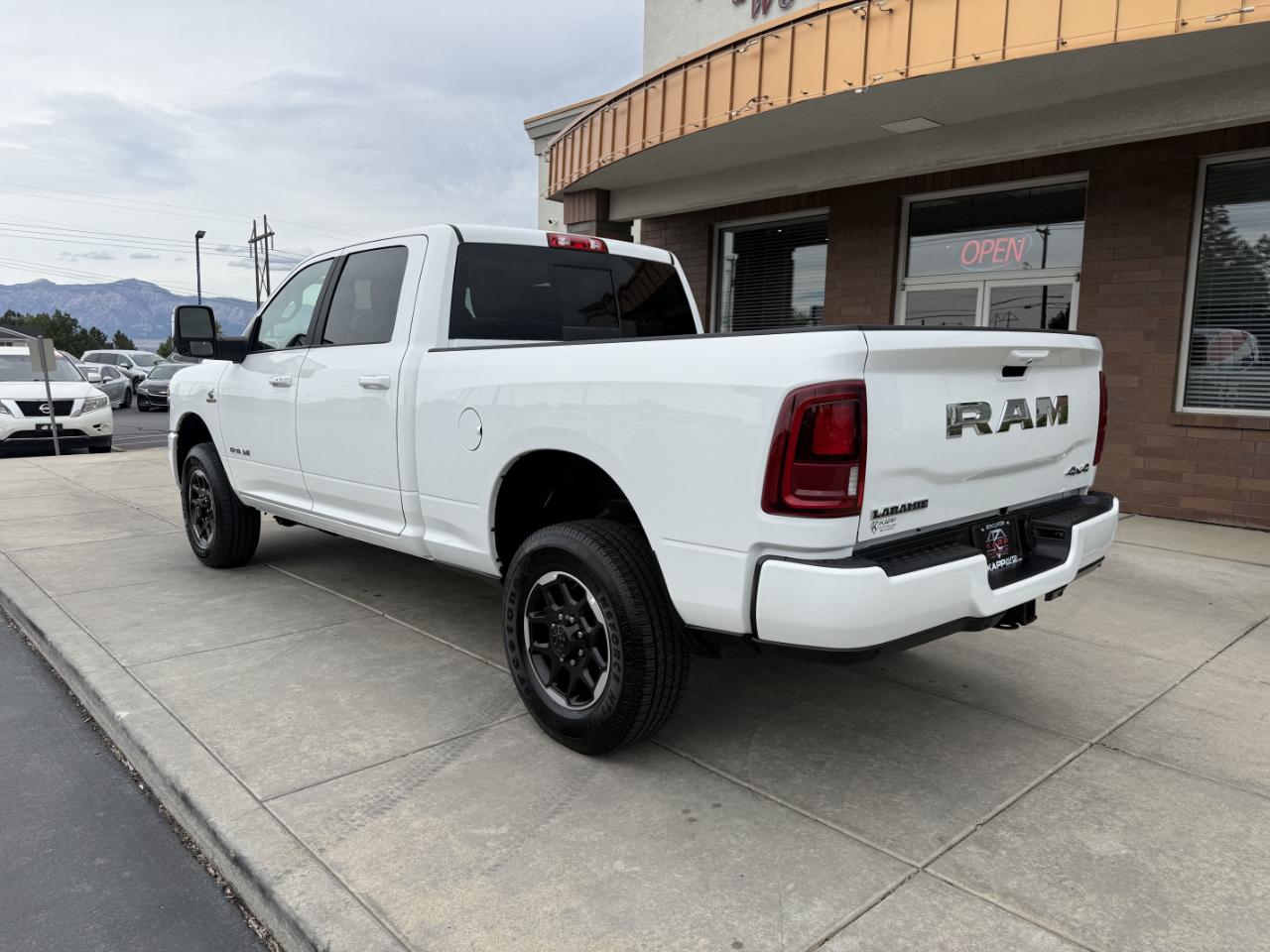 RAM 2500 Laramie 4x4 Crew Cab 6'4" Box 2026
