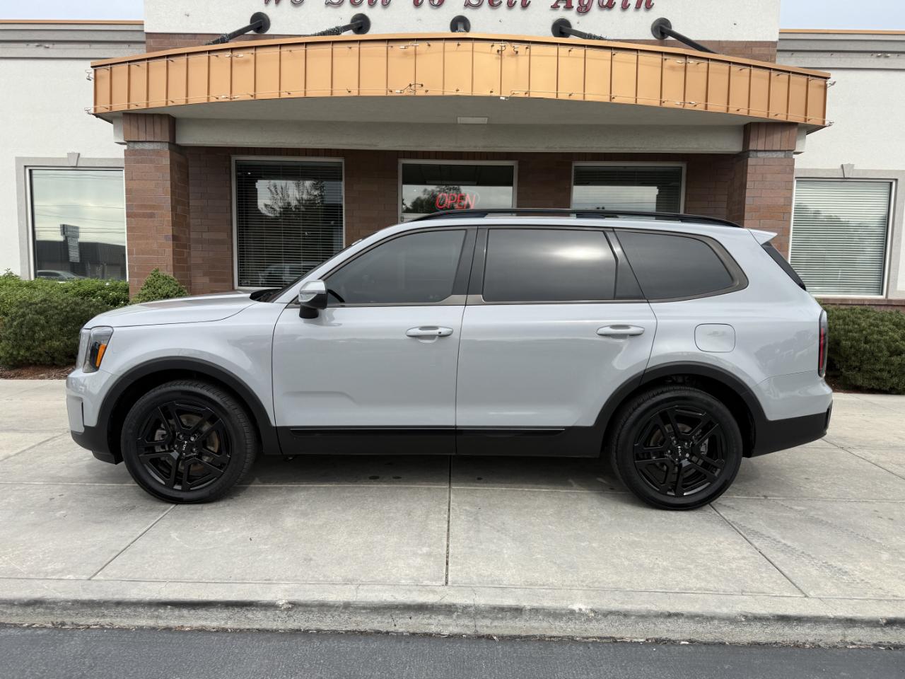 Kia Telluride EX X-Line AWD 2024