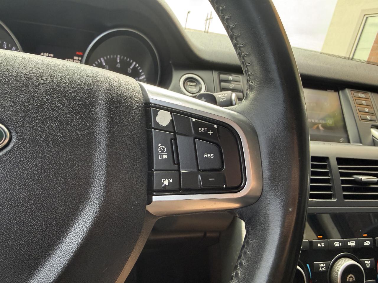 Land Rover Discovery Sport AWD 4dr SE 2016