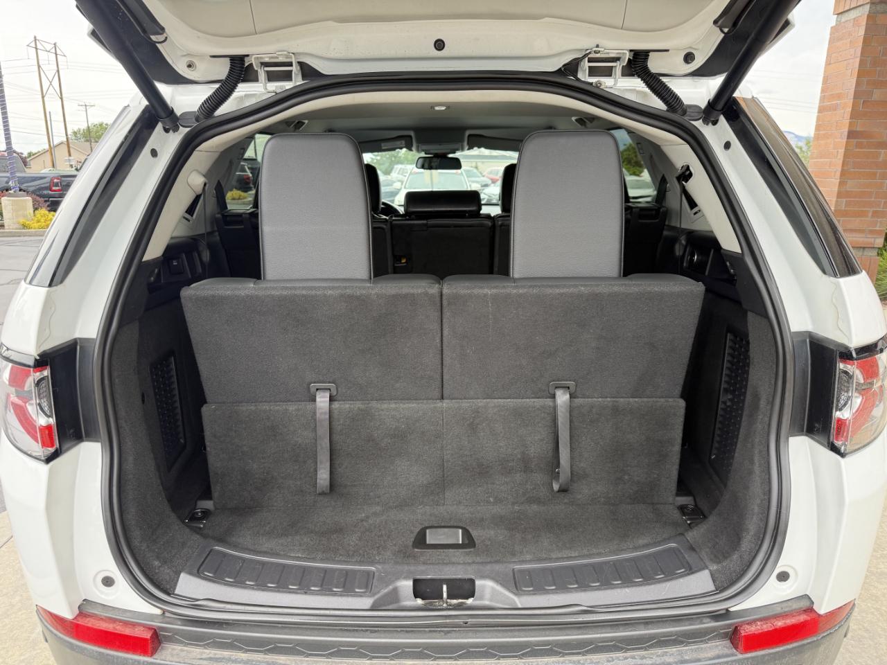Land Rover Discovery Sport AWD 4dr SE 2016
