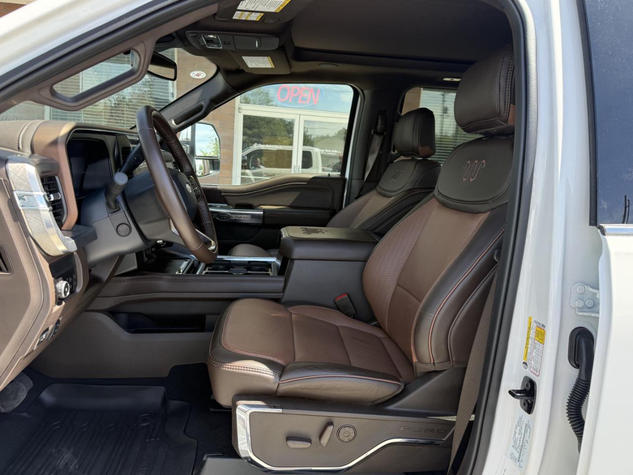 Ford Super Duty F-350 SRW King Ranch 4WD Crew Cab 6.75' Box 2026