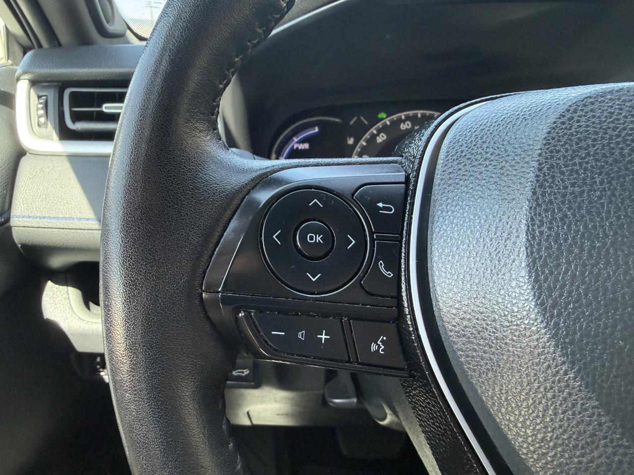 Toyota RAV4 Hybrid XSE AWD (Natl) 2021
