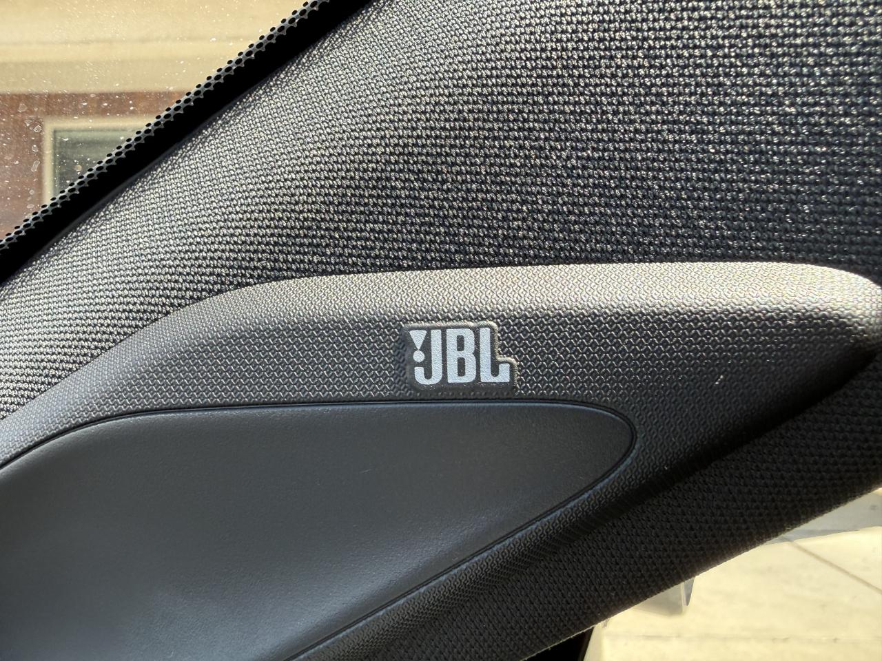 Toyota RAV4 Hybrid XSE AWD (Natl) 2021