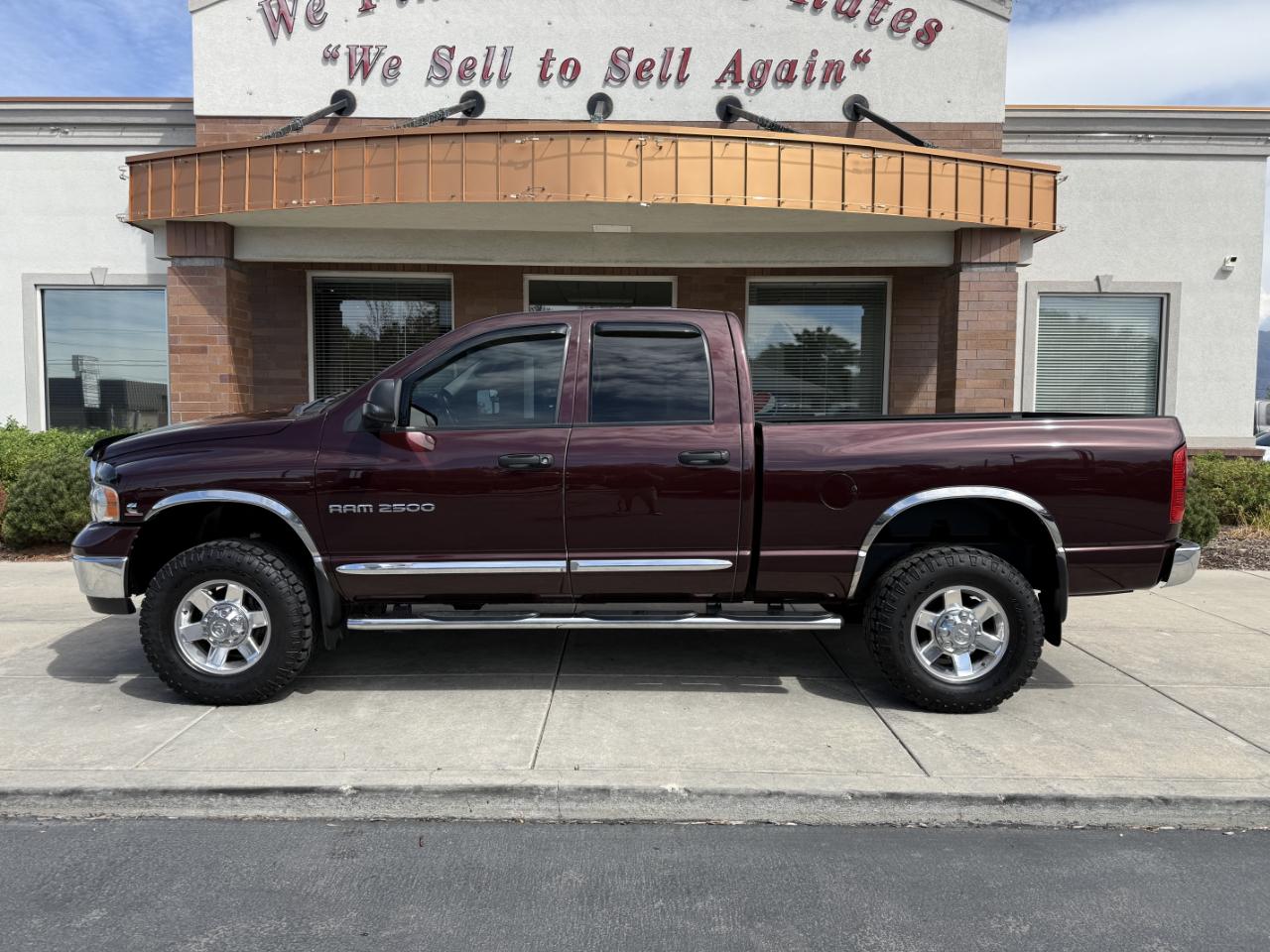 Dodge Ram 2500 4dr Quad Cab 140.5" WB 4WD Laramie 2004