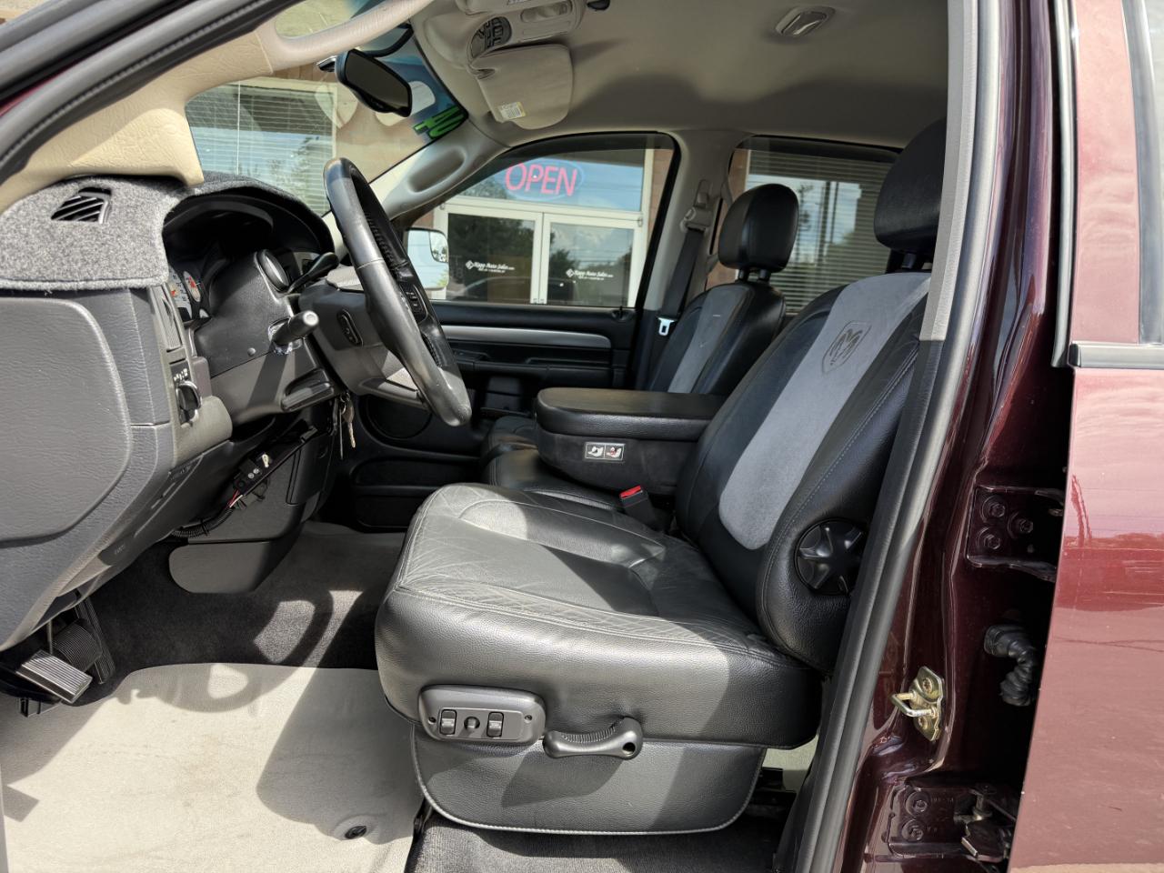 Dodge Ram 2500 4dr Quad Cab 140.5" WB 4WD Laramie 2004