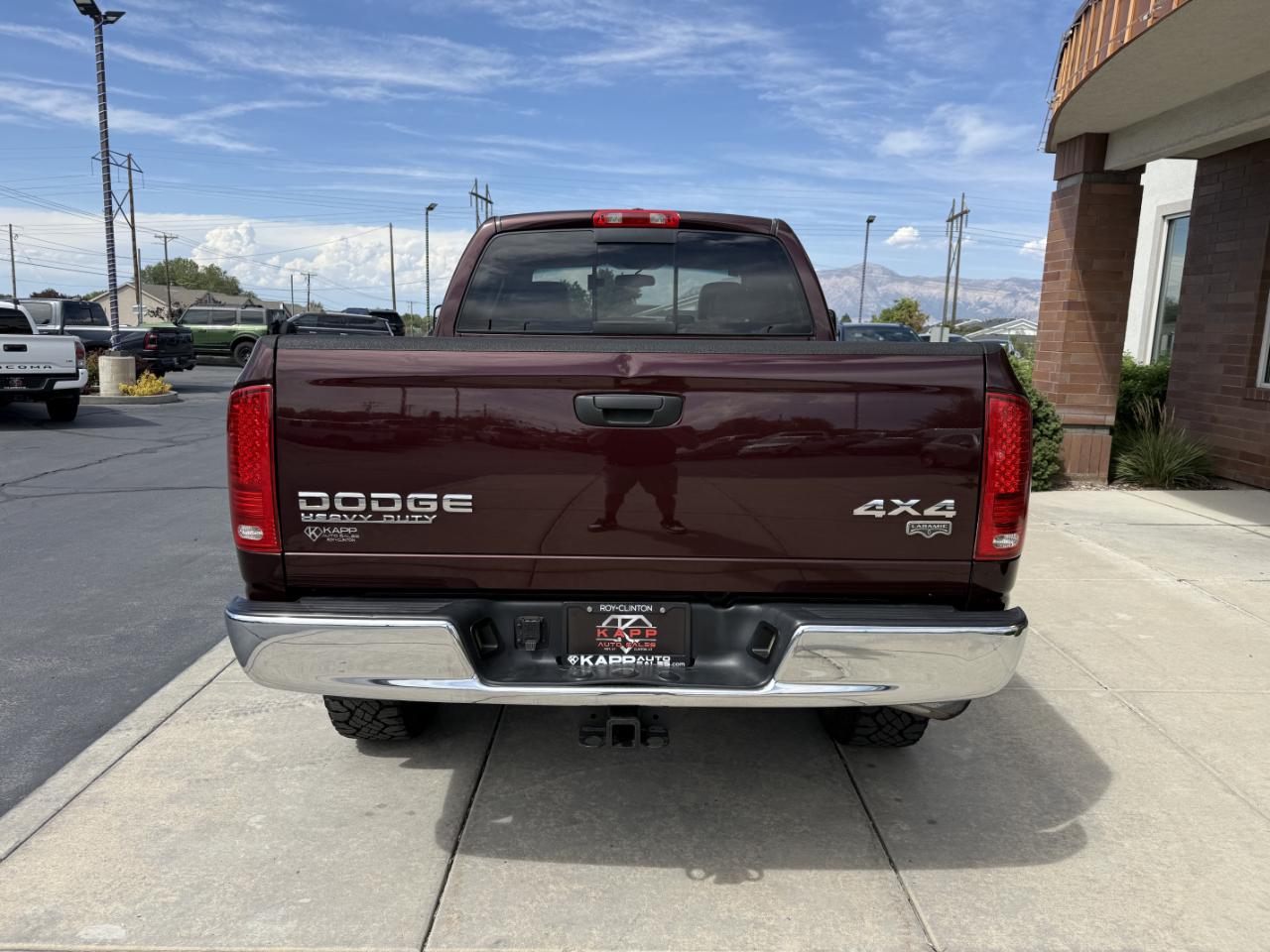 Dodge Ram 2500 4dr Quad Cab 140.5" WB 4WD Laramie 2004