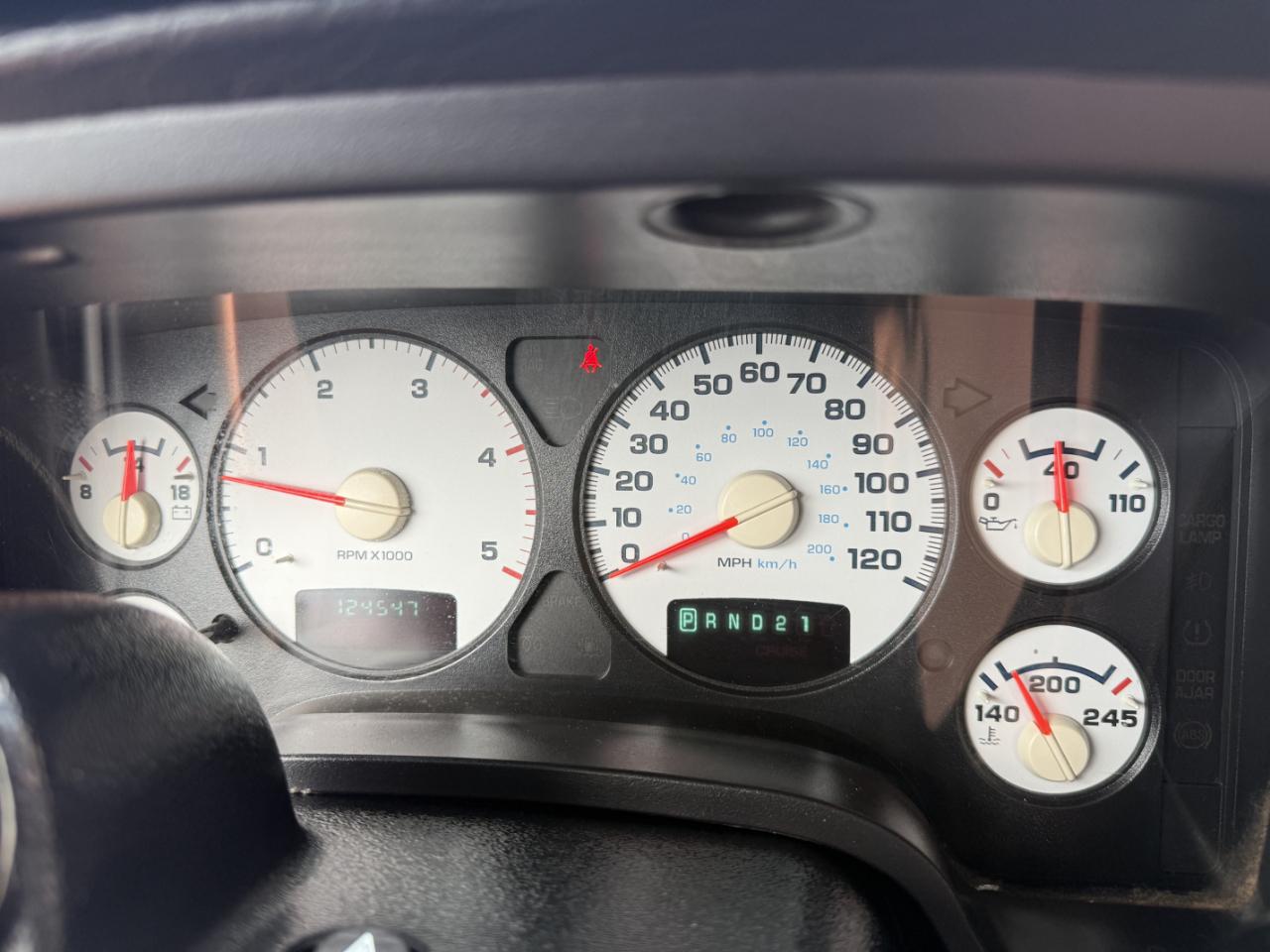 Dodge Ram 2500 4dr Quad Cab 140.5" WB 4WD Laramie 2004