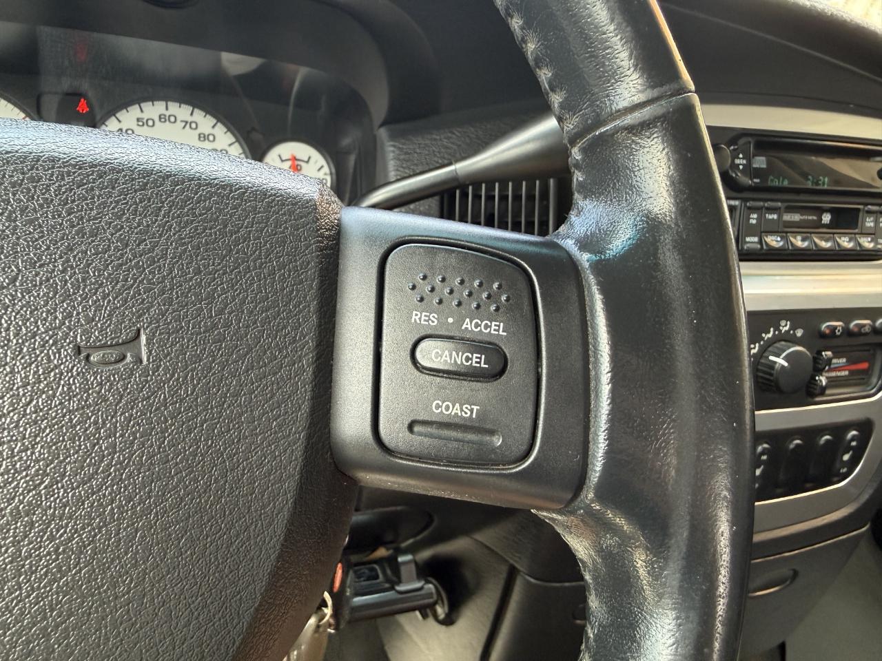 Dodge Ram 2500 4dr Quad Cab 140.5" WB 4WD Laramie 2004