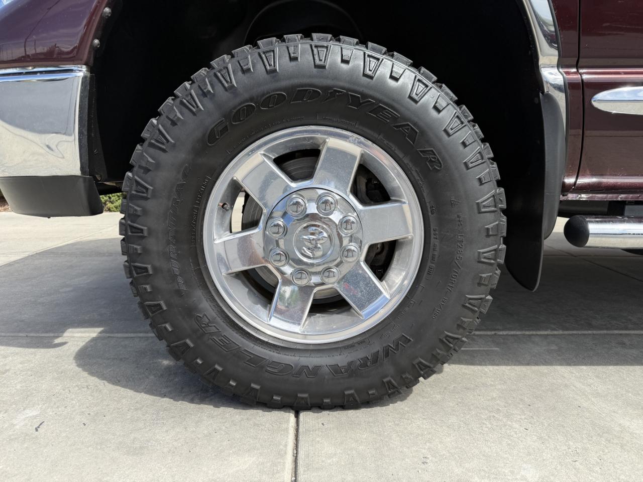 Dodge Ram 2500 4dr Quad Cab 140.5" WB 4WD Laramie 2004