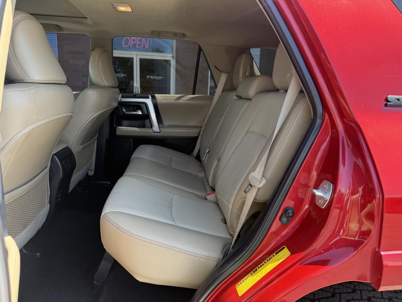 Toyota 4Runner 4WD 4dr V6 SR5 Premium (Natl) 2016