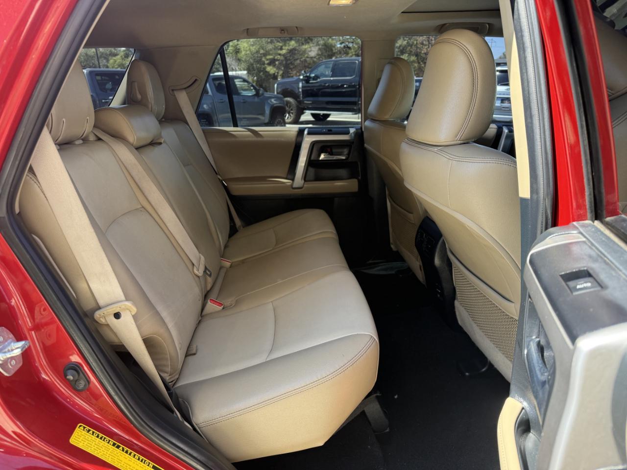Toyota 4Runner 4WD 4dr V6 SR5 Premium (Natl) 2016