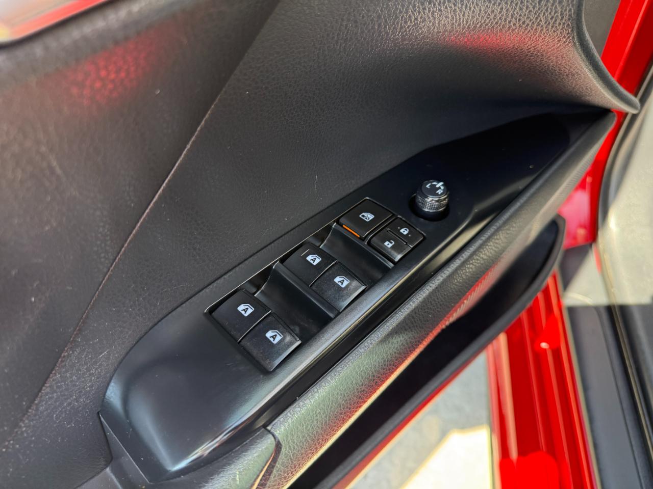 Toyota Camry SE Auto (Natl) 2019