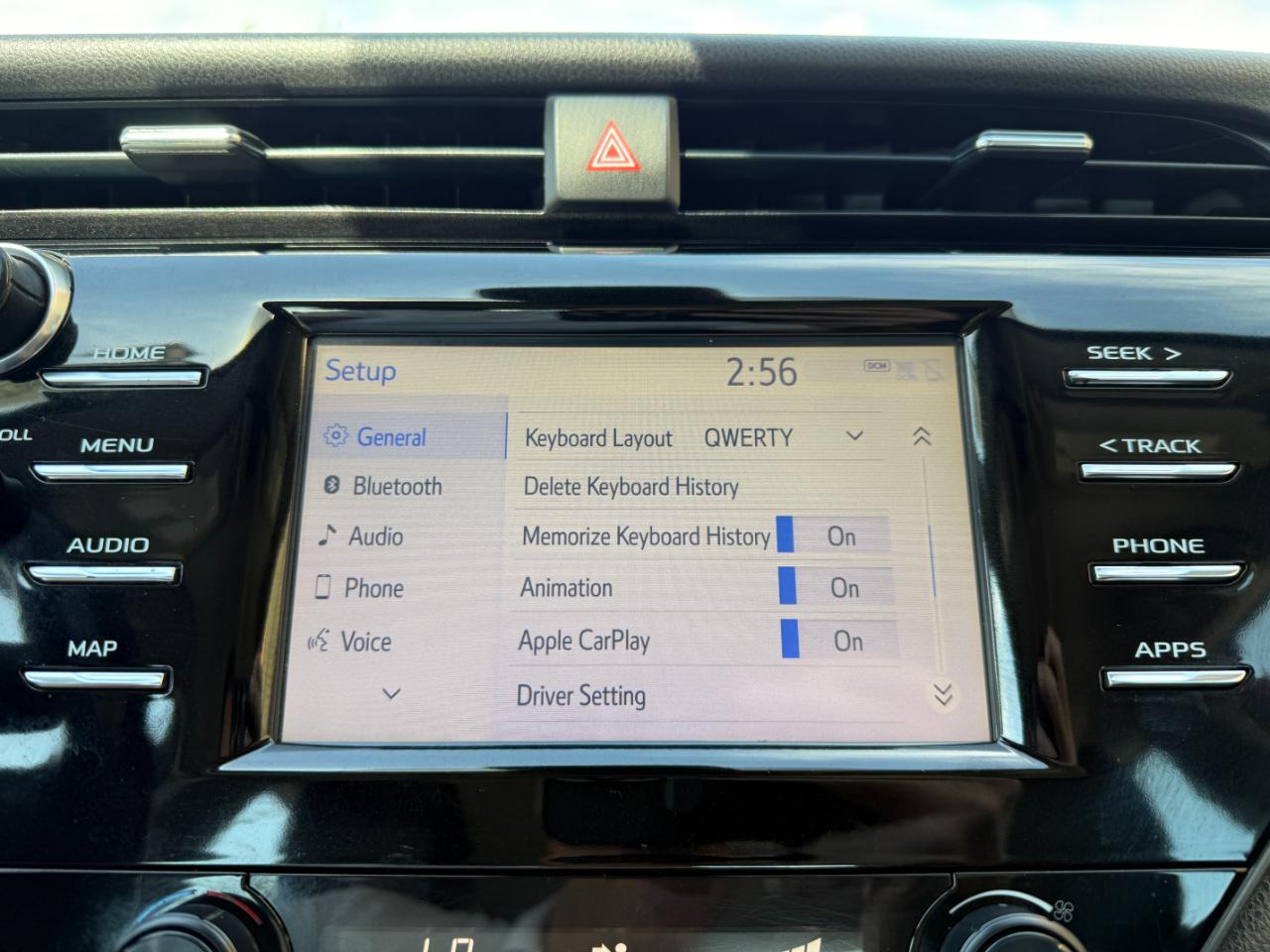 Toyota Camry SE Auto (Natl) 2019