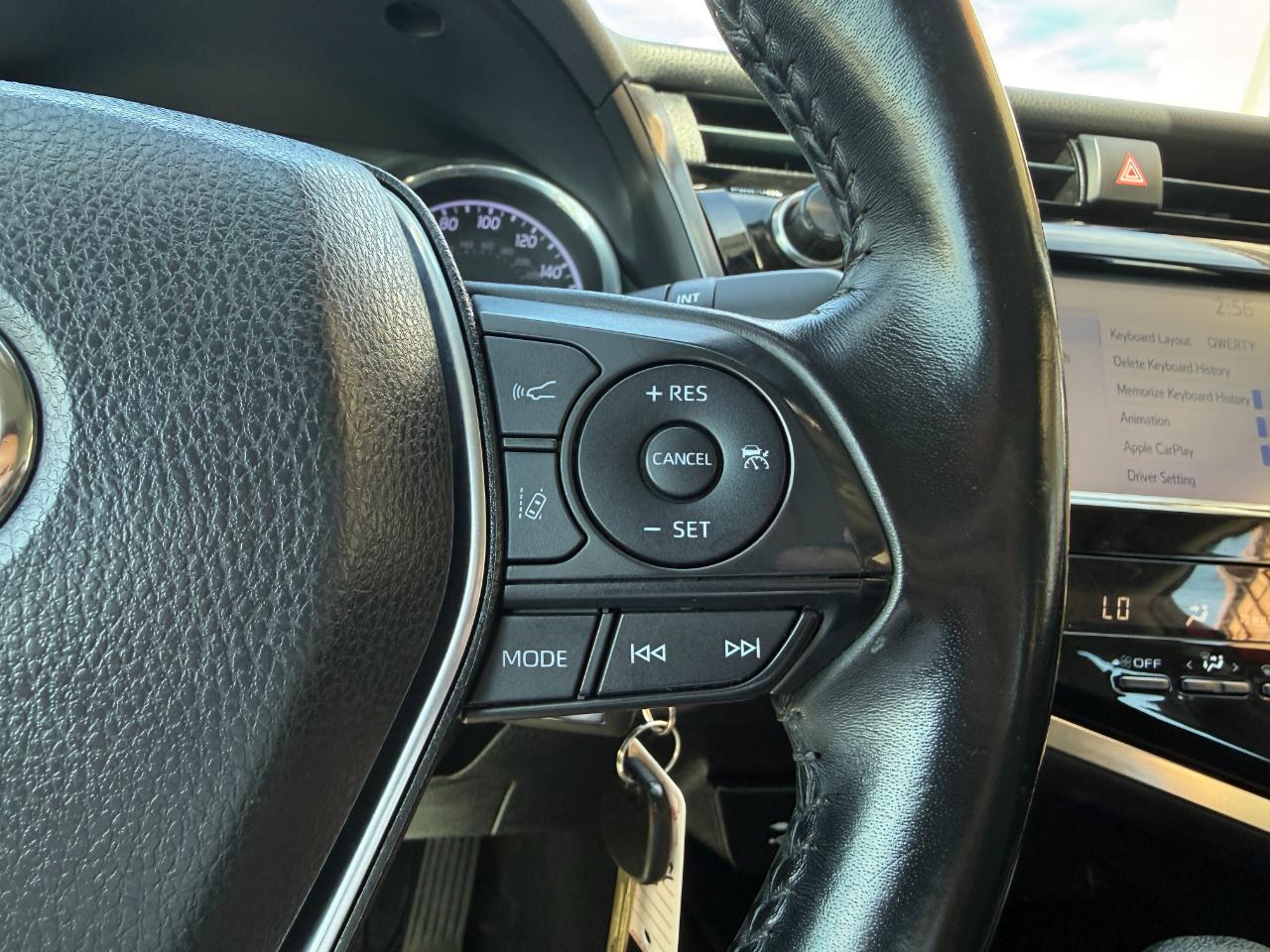Toyota Camry SE Auto (Natl) 2019